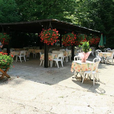 Logis Doubs Rivage Hotel Charette-Varennes ภายนอก รูปภาพ